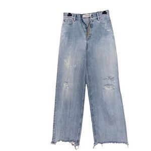 Golden Goose Melody Distressed Boyfriend Blue Denim Jeans
NEW With Tags size 27